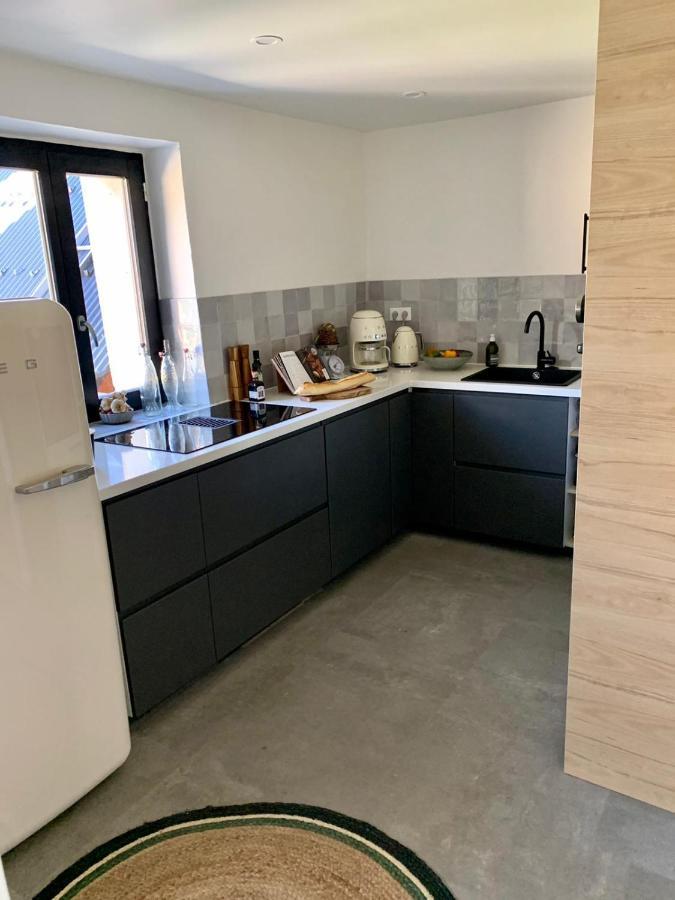 Villa Le Ponteil Лес дьо Алпс Екстериор снимка